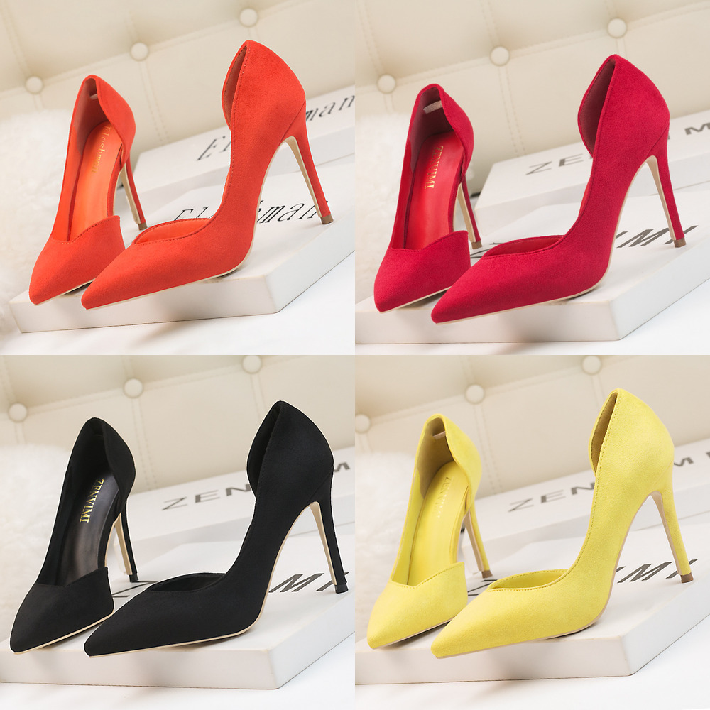 

Fashion Simple and Elegant Thin Heel High Heel Suede Shallow Mouth Pointed Side Hollow Women's Single Shoes, Red