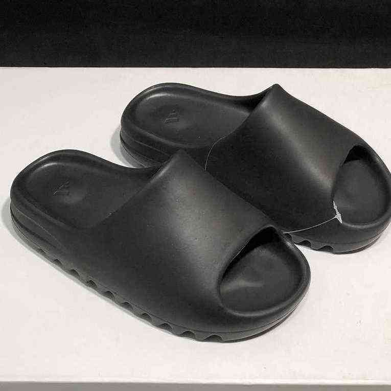 

Fashion brand slippers for men super great quality indoor outdoor basketball football soccer sneakers sports sandal gift birthday summer party 7MAO, Black