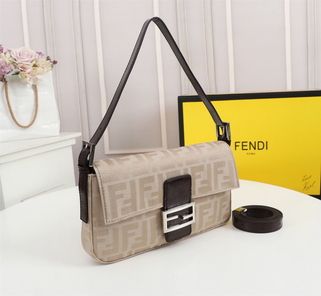 fendi cloth bolsauette