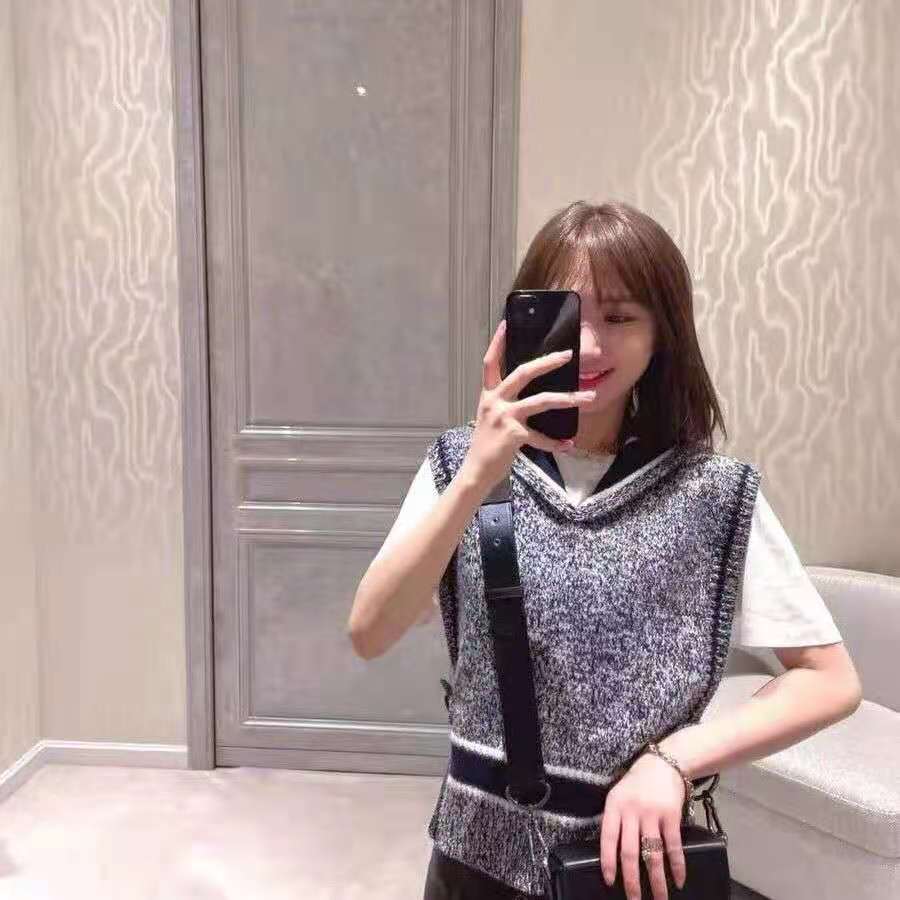 

SS11 Women Summer Short Sleeve Sweater Woman O-neck Knit Fashion Ins Style Trendy Letter Print Top Lady T-shirt High Quality Sweater Shirts
