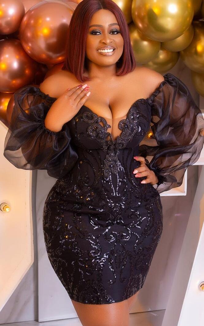 

2021 Plus Size Arabic Aso Ebi Black Sparkly Sexy Prom Dresses Lace Beaded Short Evening Formal Party Second Reception Bridesmaid Gowns Dress ZJ225, Dark green