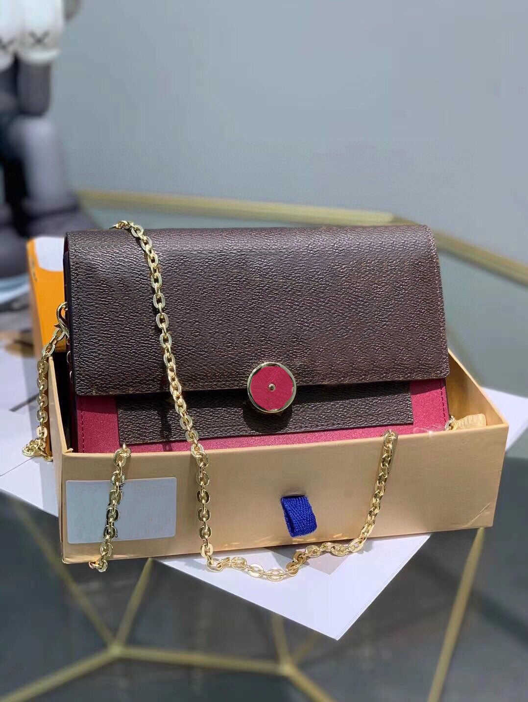 

pouch Chain Luxury Clutch Bags Designers Handbags Small Women's Flower Shoulder Bag Card Slots Inside Fashion Mini Crossbody Messenger 53, Red