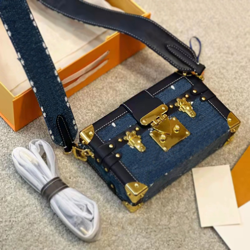 Designer Women Petite Malle Denim Box Bag Luxurys Designers Bags Paris Brand L S-lock Printed Trunk Shoulder Handbag China Exclusive Mini Case Crossbody Handbags