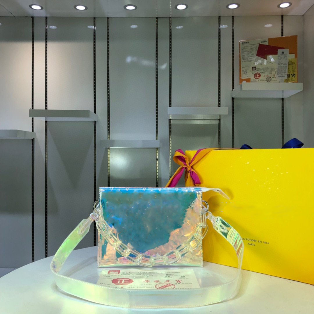 

2021 New Prism Volga Limitiert Shoulder Bag Volgaon Strap Size:25*20*5 V-229