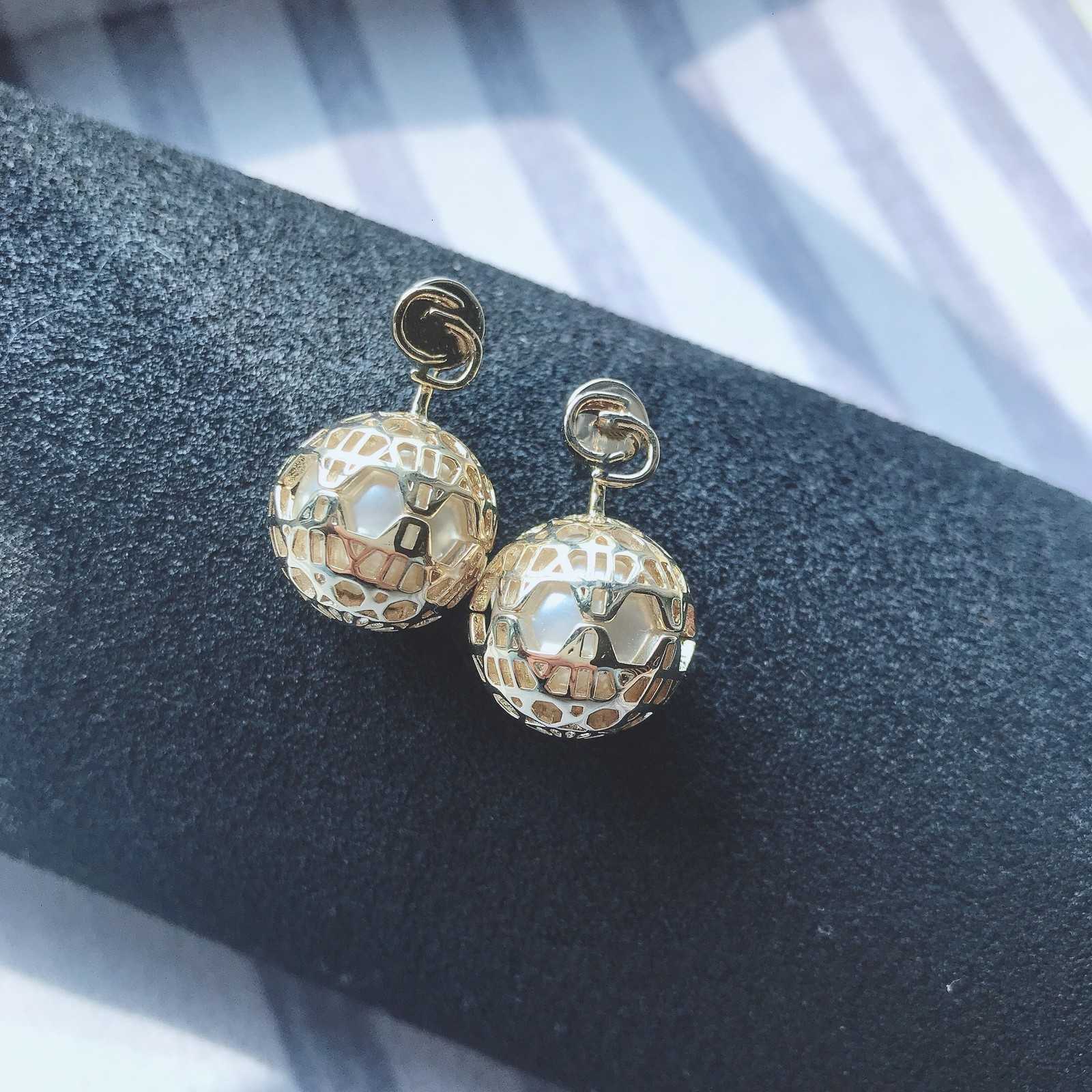 

02CO D home / Dijia CD hollow Pearl Earrings S925 silver needle ear hanging Tassel Earrings 6Z32, Golden