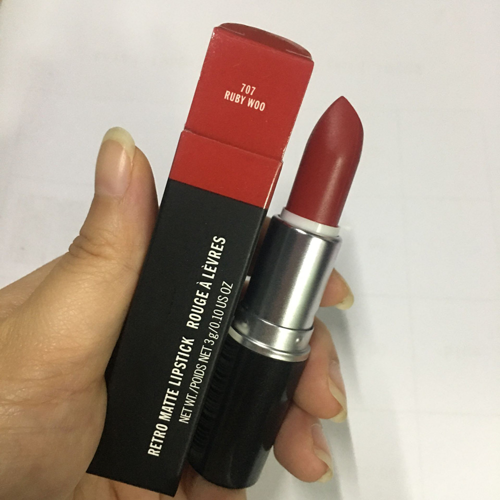 

EPACK Top-Quality Christmas Gifts Hot Color Taupe Taupe Kinda Sexy 3g Matte Lipstick Mehr Lady Danger Velvet Teddy Fanfare Del Rio Angel Sushi Kiss Sin, 4eva