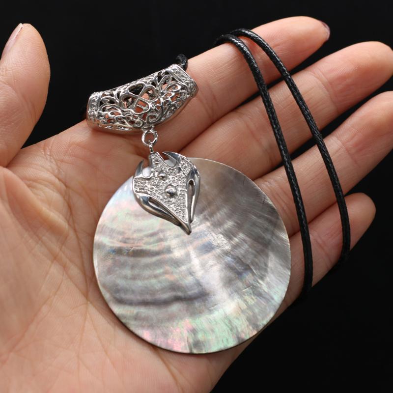

Pendant Necklaces Natural Round Shell Pendants Wax Thread Charm Necklace Jewelry For Women Gift Size 50x50mm Length 55cm, Silver