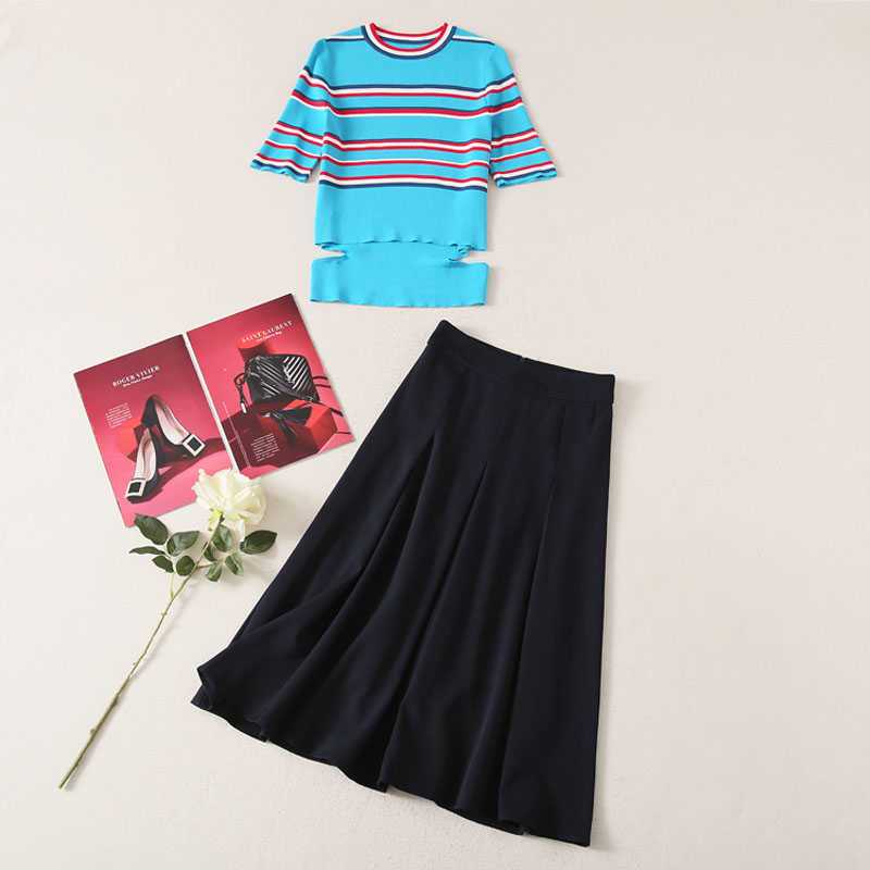 

High QUALITY Women' Elegant Short Sleeve O'Neck Hollow Waist Striped Blue Knit Tops And Black Pleated Long Skirt Sets 210526
