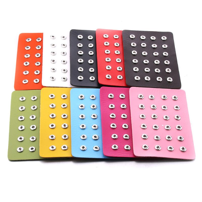 

Charm Bracelets 2022 High Quality Color 24 Hole With Dock Mini Snap Display PVC Card 6.7*4.52 Inch For 12mm Button Jewelry