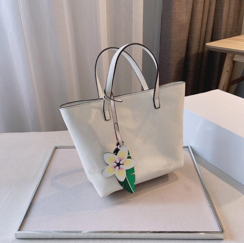 

2021 Designer totes Shoulder Bags women's luxury classic letter printed shopping bag fashion high quality mini handbag, Pink
