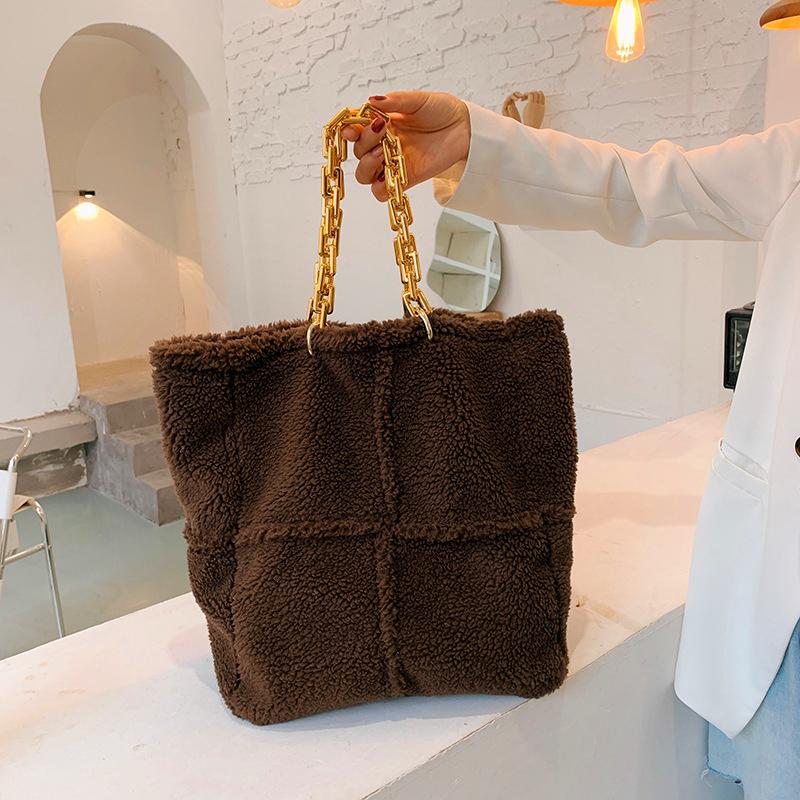 

Evening Bags Faux Fur Tote Bag With Chunky Chain Women Furry Bolsa Plush Sac Cabas Femme Bolso Shopper Mujer Bolsas De Hombros Y Asas, Black