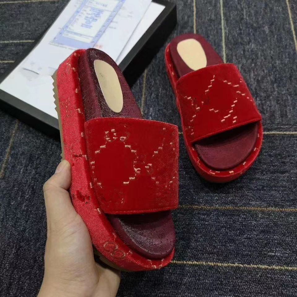 

G shoes Designer woman fashion Beach Thick bottom luxury platform Alphabet lady Leather High heel slippers Large size 35-40 mkj001