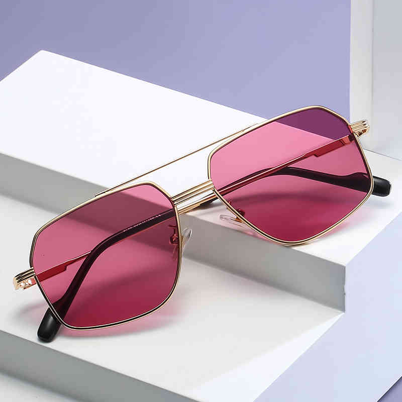 

Trending Product Mode Wholale Sunglass Men Adn Women Stylish Sunglass Retro Classic Outdoor Shad Driving Eyewear S708JD3B