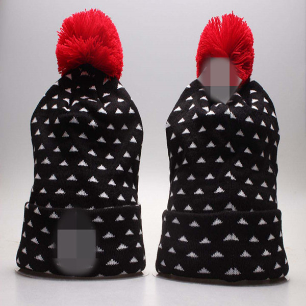 

2021 NEW autumn Winter Beanies outdoor Couples hat Mask Caps Fashion Spring Sports luxury Casual Skullies Brand Knitted Hip Hop hats