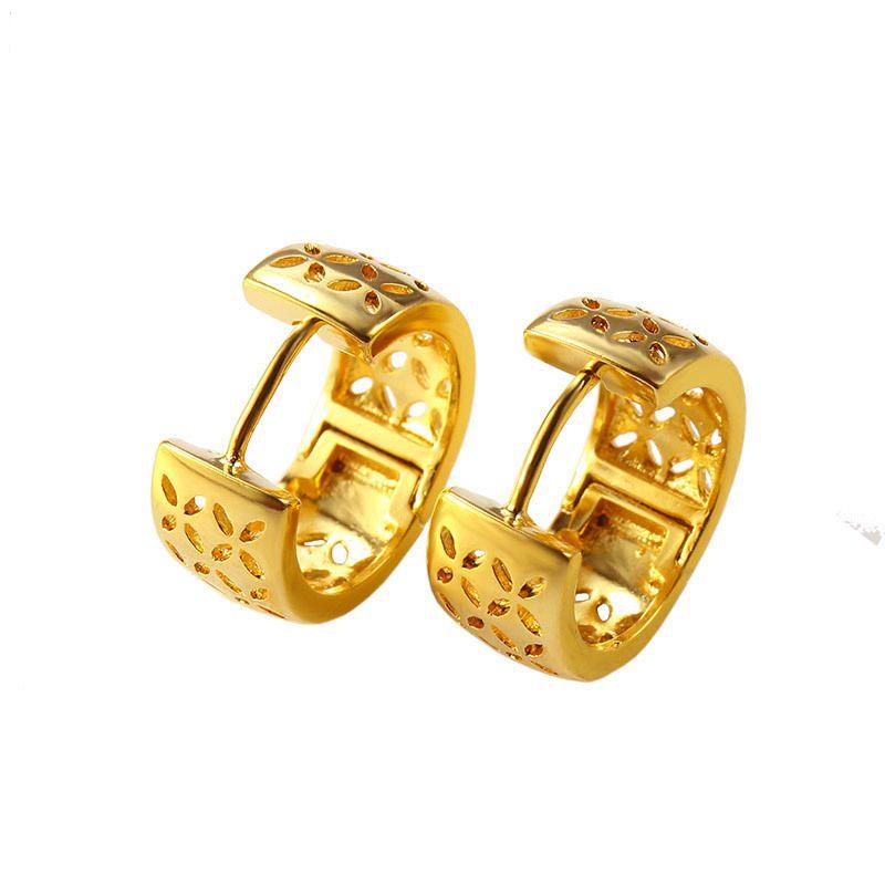 

Environmental Protection Copper Fashion Micro-inlay Heart-shaped Color Austria Zircon Earring Women Hoop & Huggie