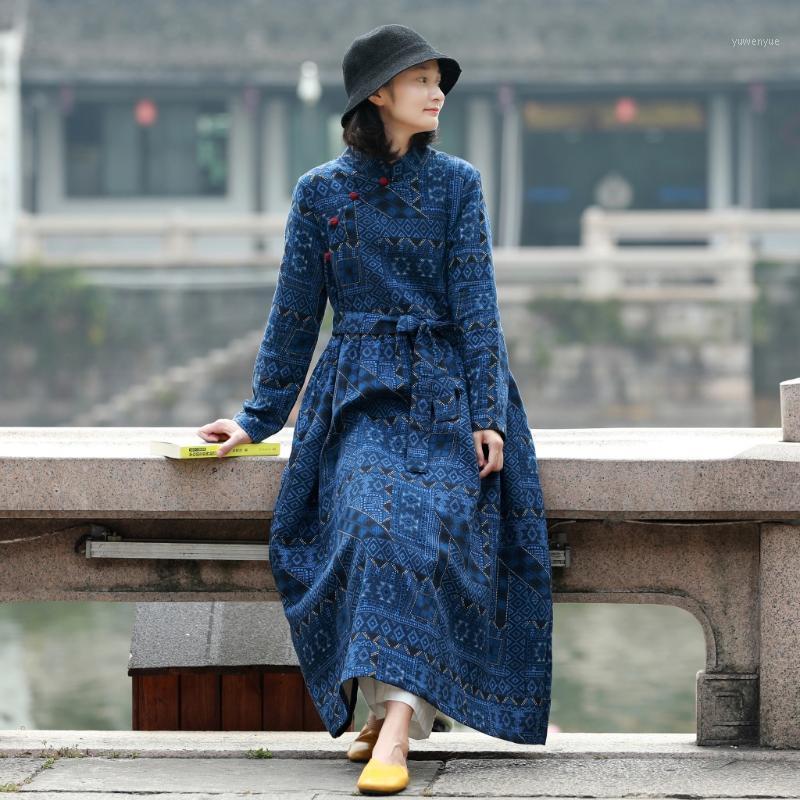 

Casual Dresses Vintage Frog Buttons Geometric Pattern Print Women Belted Dress, Thickening Loose Large Hem Autumn Winter Fleece Lining Robes, Non-lining