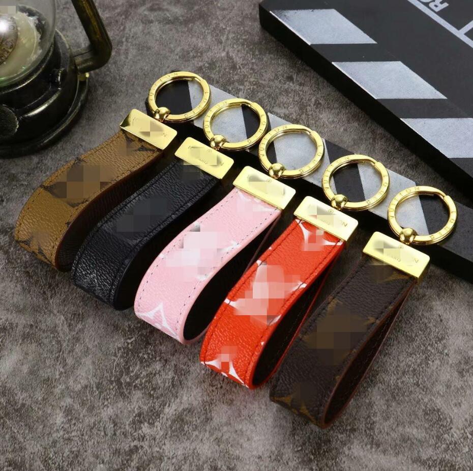 

2021 Luxury Keychain High Qualtiy & Ring Holder Brand Designers Key Chain Porte Clef Gift Men Women Car Bag Keychains NO BOX, Silver