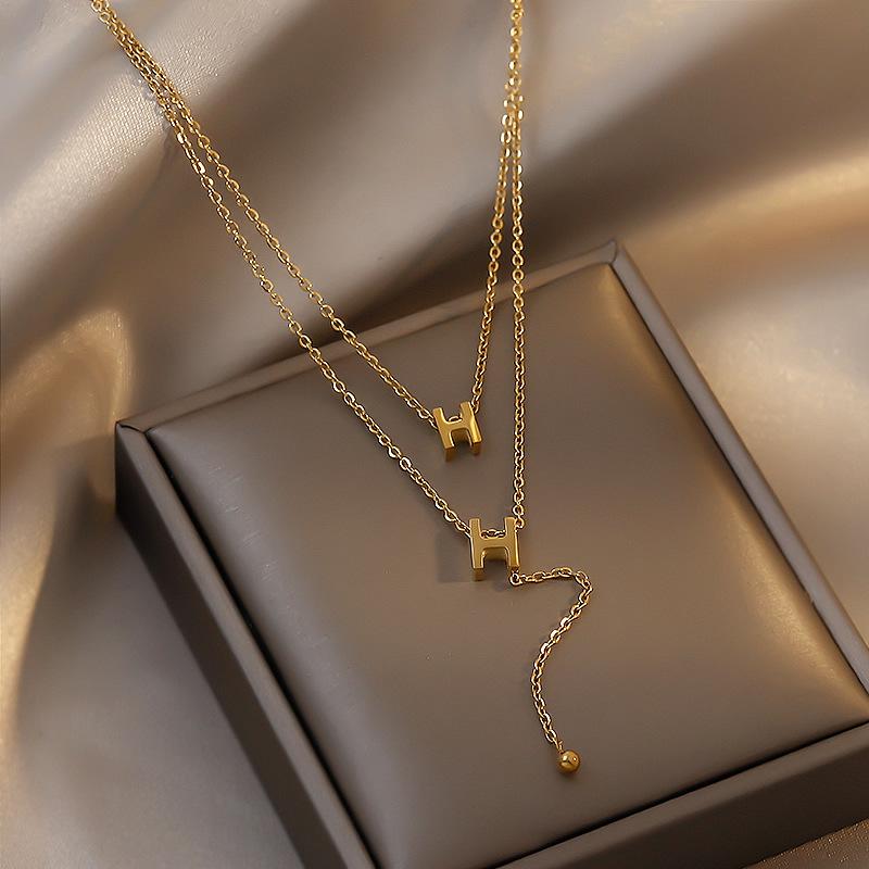 

Chains Letter Necklace Women's Light Luxury Design 2021 Temperament Clavicle Chain Choker Accessories Birthday Party Gift