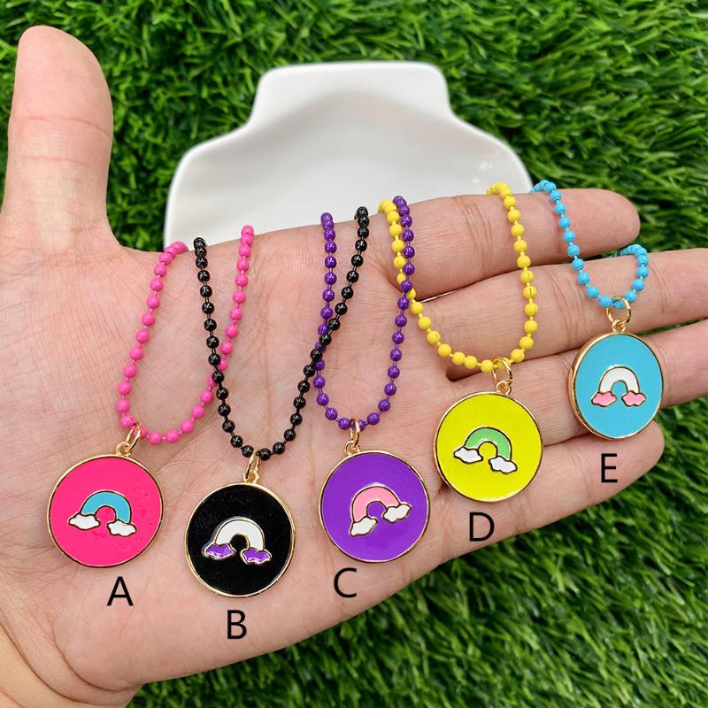 

Pendant Necklaces Beads Chain Necklace Round Coins Shape Embossing Rainbow Enamel Gold Plated Pndant