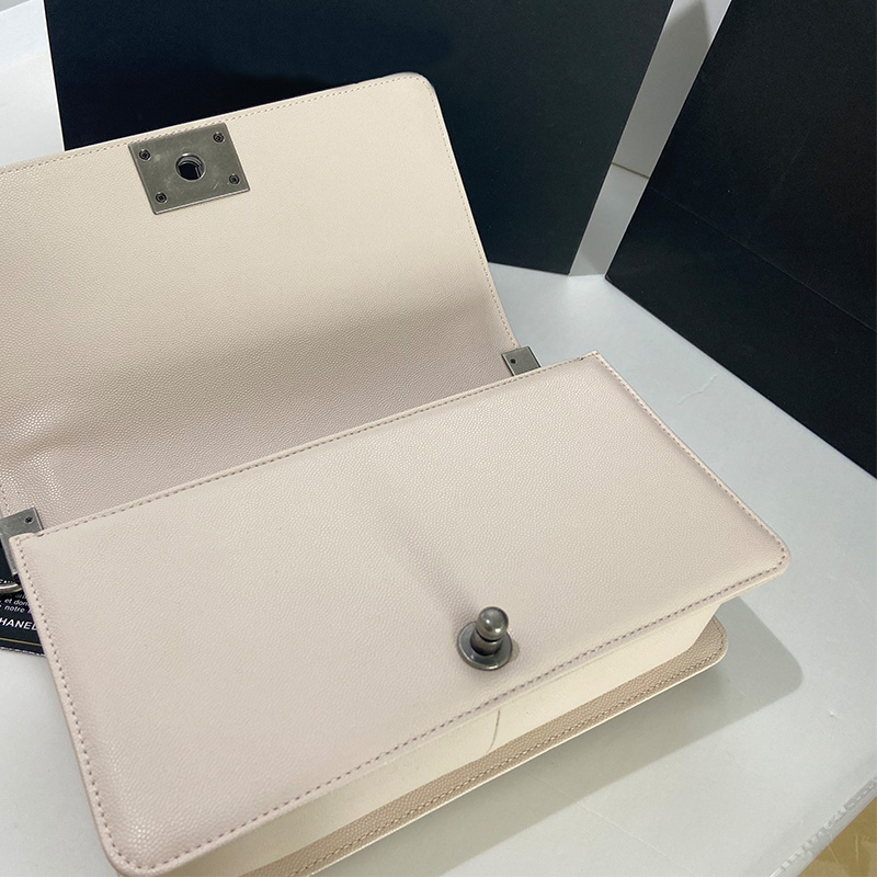 

fashion hand bags Classic women Crossbody caviar bag high quality Genuine Leather handbag silver chain flip cover wholesale with box