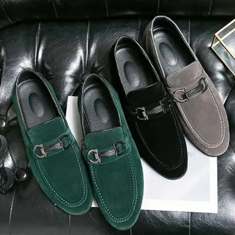 Faux Suisse Fashion Plat Loafer Chaussures Automne Nouveaux Produits Hommes Round Head Head Gentleman de style britannique Cheval Classement Déco
