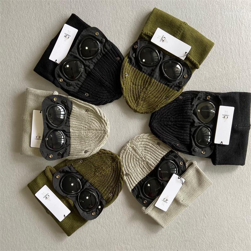 

Berets CP Youth Autumn And Winter Men's Women's Casual Cold-Proof Warm Knitted Hat Outdoor Travel Korean Style Beanie Fashion, Black