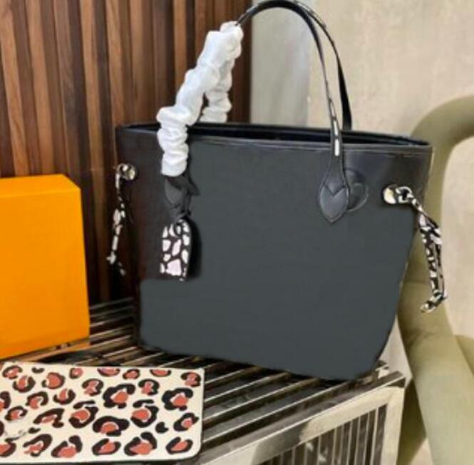 

2022 Designer embossing Handbags Leather Women Totes Flower Leopard Composite Bags Lady Clutch Shoulder Tote shopping handbag Female Purse, Black/white