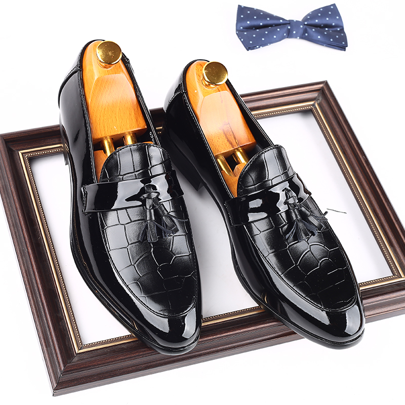 

Men Dress Shoes Personality trend Paty Wedding Shoes Male Flats Oxfords Formal Shoes, Black