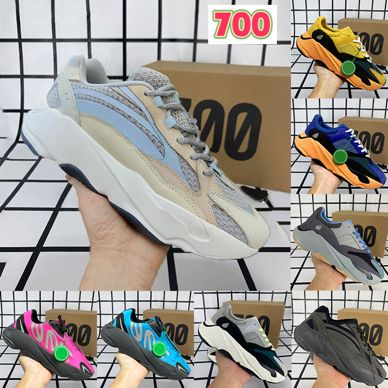 

With Box 700 MNVN Cream reflective running Shoes Enflame Amber bright blue sun vanta bone pink triple black men women sneakers, 30 bubble wrap packaging