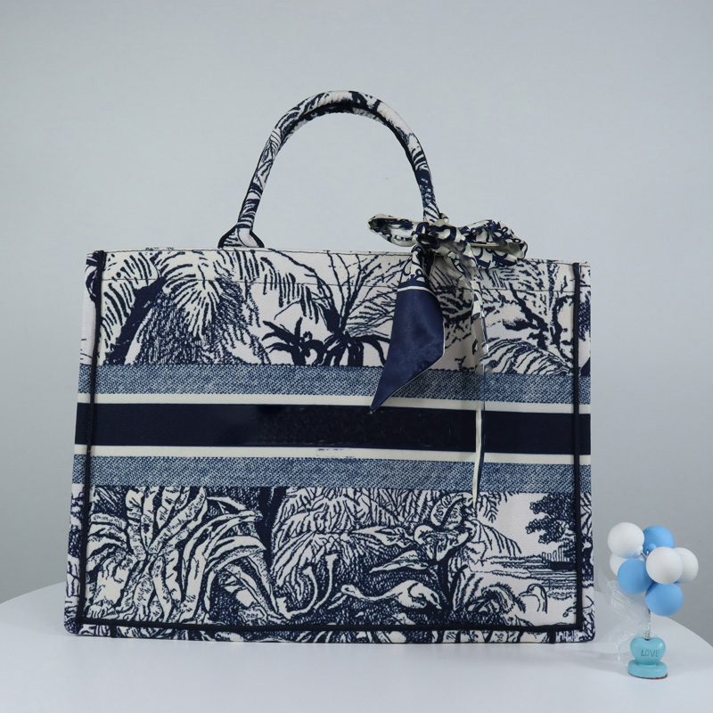 

Luxurys Designer Totes Handbags Women's Bags Old Flower Book Tote Canvas Embroidery Multifunctional Large Capacity Shopping Bag luxury_bagshop888 01 125, Original bag