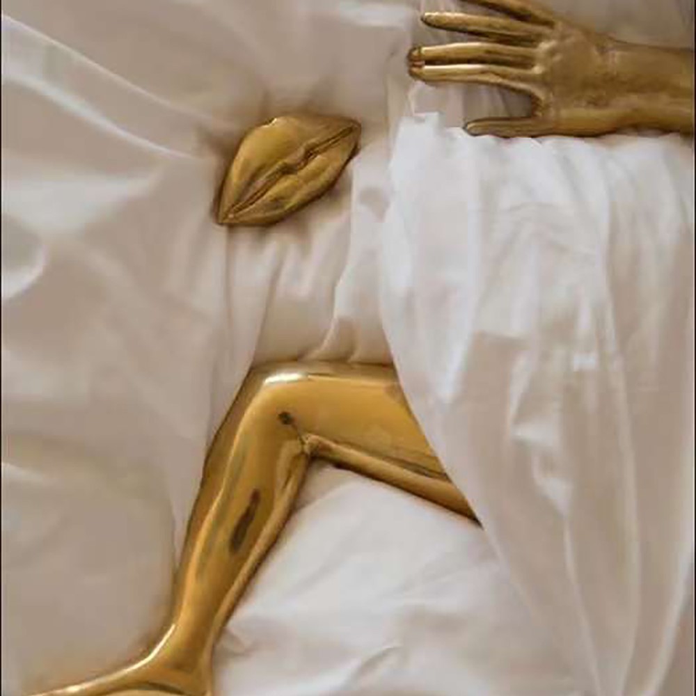 

Amorita boutique Vintage lazy hand leg lip brooch pins