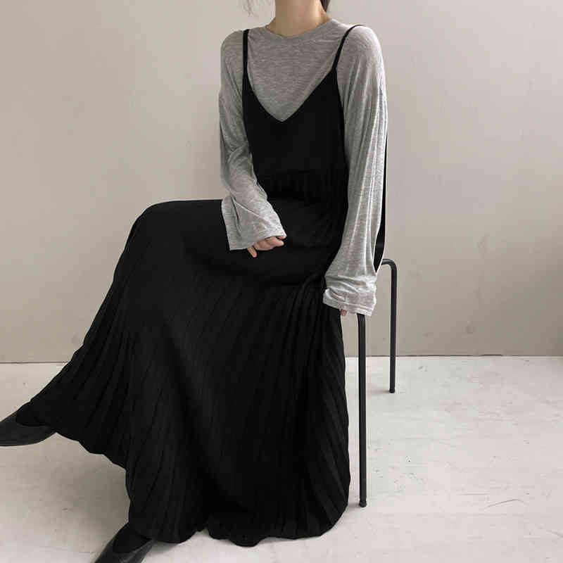 

Casual Chic Suspender Dress Woman Spring Korean Ins Vintage V-neck Loose Pleated Mid-length Long Dress Tide, Black;gray