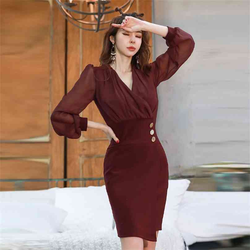 

spring and summer style bubble sleeve fashion temperament V neck thin wrap buttocks office party for women dresses 210602, Burgundy