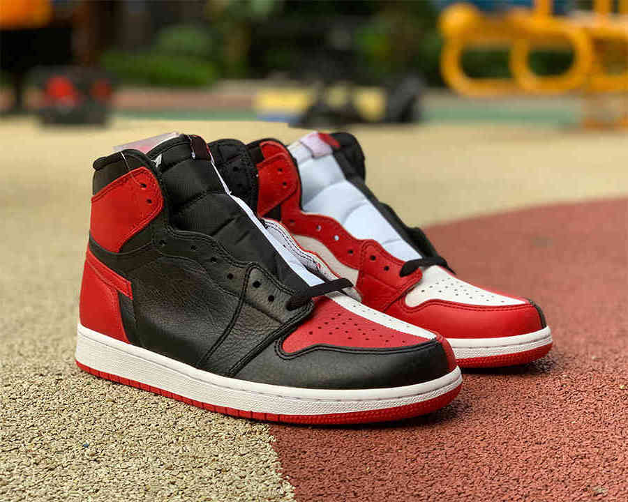 

Shoes Mens basketball 1 Jumpman 1s OG Homage To Home men women Black Red Sneakers trainers, Bubble wrap packaging