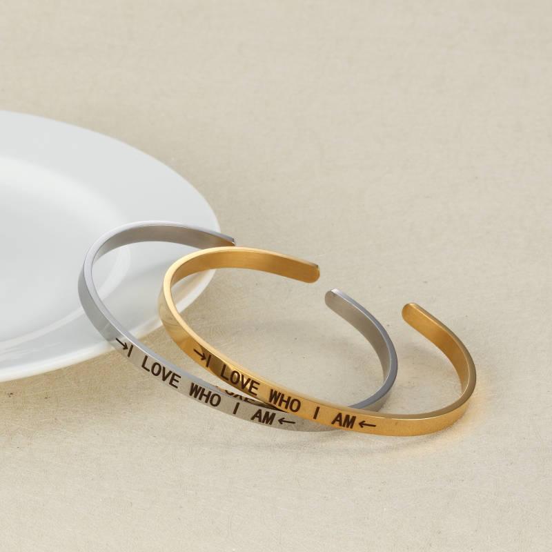 

Bangle Est Stainless Steel Engraved I LOVE WHO AM Inspirational Quote Hand Stamped Cuff Mantra Bracelet Bangles For Men Gifts