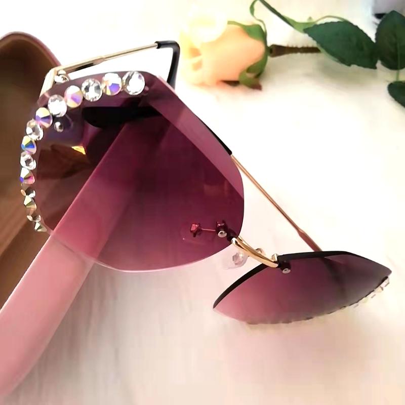 

Sunglasses Vintage Rimless Women 2022 Multicolored Bling Diamond Brand Designer Sun Glasses Ladies Shades Rhinestone Oculos