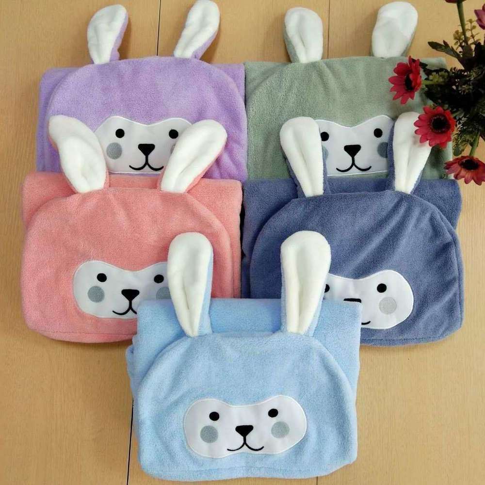 

Lovely cartoon bath towel cape with cap can wear material bathrobe soft