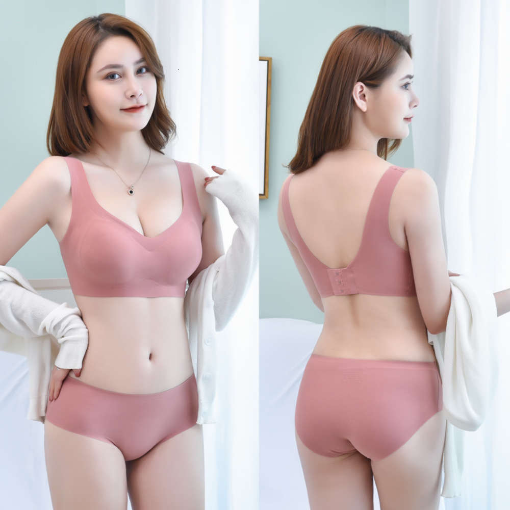 

Thai latex ease one piece underwear, comfortable and sexy, no steel ring gathering and folding, women's Sleep Bra suit, Black;white