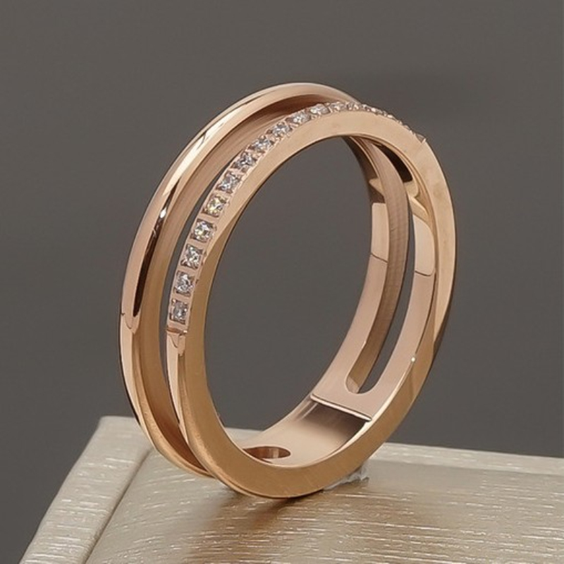 

Luxury CZ Micro Pave Rose Gold Plated Stainless Steel Ring for Vitality Women
