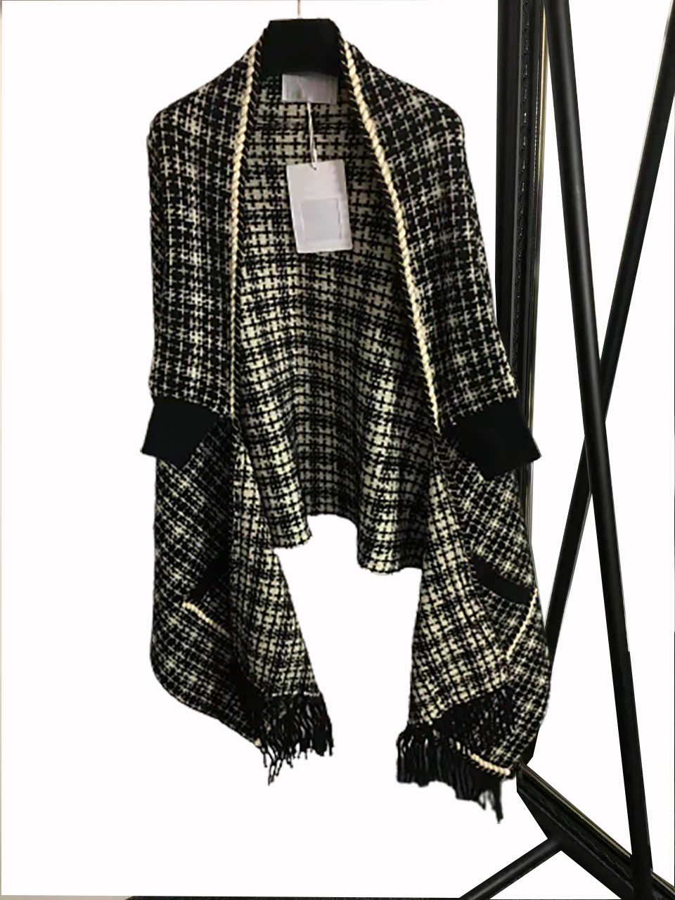 

SS21 women's knitted hooded cape shawl autumn and winter fashion high quality classic loose sweater luxury Cardigan Poncho Coat clothing wool cloak cape,