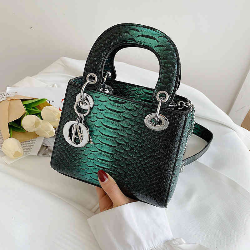 New Fashion Diana Bag 2021 Net Red Foreign Style Messenger Women's Atmospheric Portable Shoulder