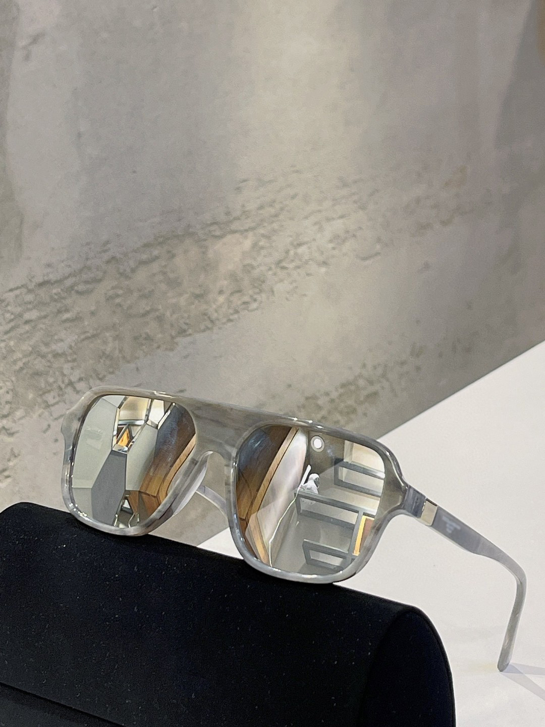 

D@G 6134 Top Original high quality Designer Sunglasses for mens famous fashionable retro luxury brand eyeglass Fashion design women glasses with box