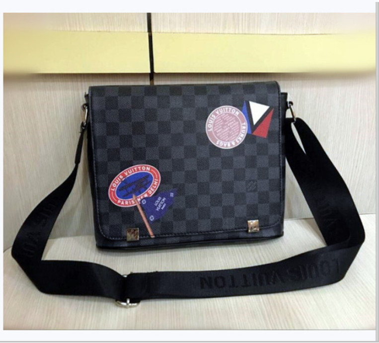

LVLOUISVITTON bagVUTTON man Satchel Shoulder bag Men messenger bags cross body bag school bookbag shoulder handbags Briefcas Bag man Satchel, Black