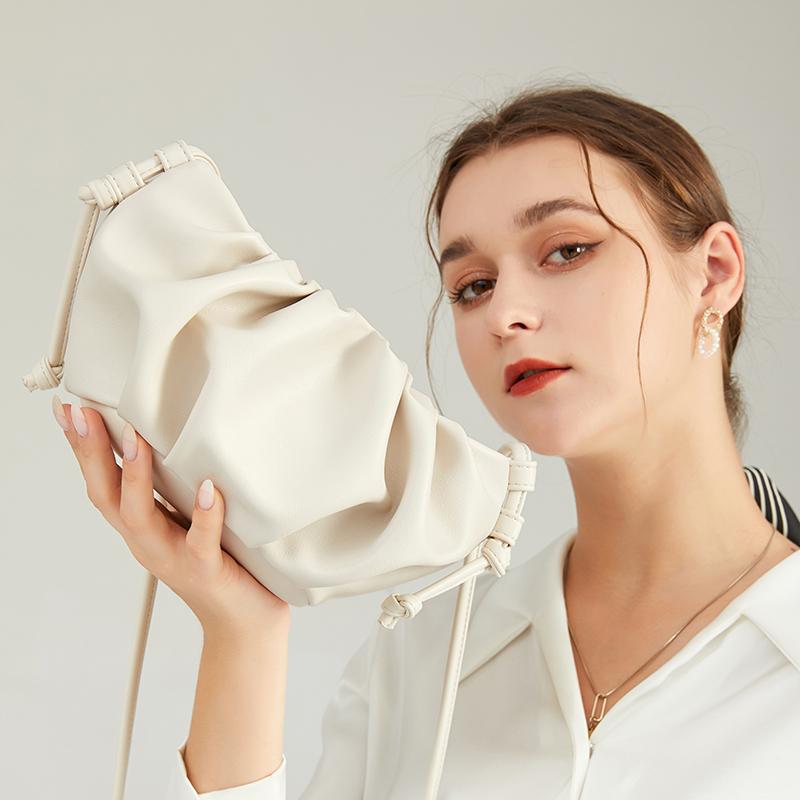 

Totes 2021 Spring And Summer Korean Version Fashion Simple Soft Leather Armpit Bag Cloud Fold Single Shoulder Cross-body, White