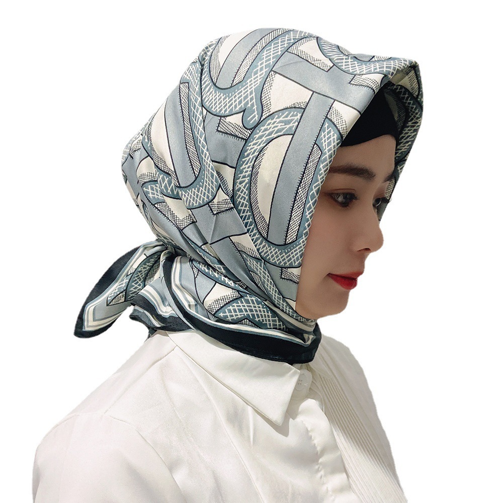 

high quality Sier grey letter printed silk scarf fashion hair band 90 * 90cm twill Satin large square towel, Blue;gray