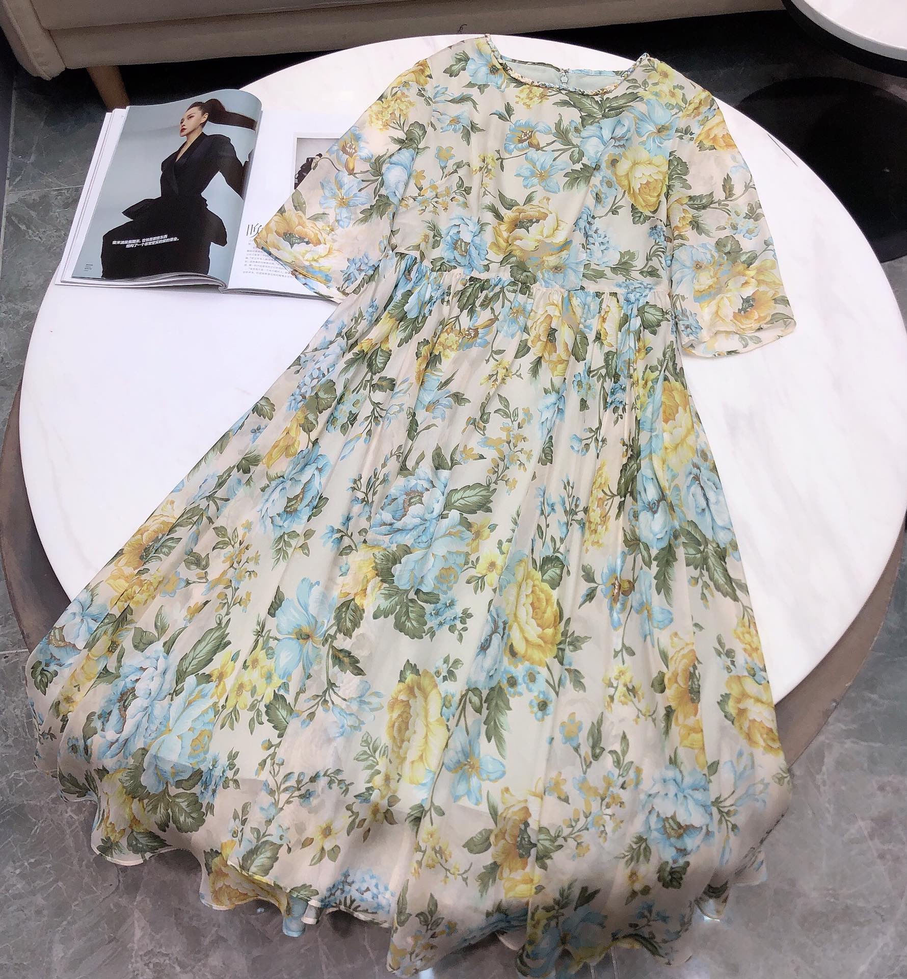 

2021 Apricot Floral Print Women Dress Milan Runway Crew Neck Short Sleeves Empire Summer Dress 052112, Picture color