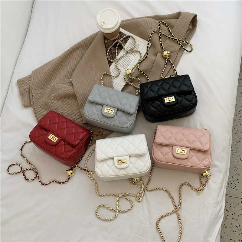 

Fangpangzi small golden ball 2021 new fashion women's xiaoxiangfeng Lingge chain bag Single Shoulder Messenger Bag, White
