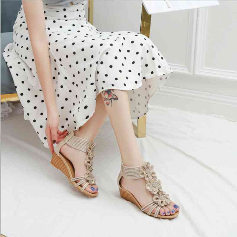 

slippers 2021 simeian ethnic style sandals women's slope with thick bottom collocation skirt summer flowers roman shoes xm078 7yj5, Black
