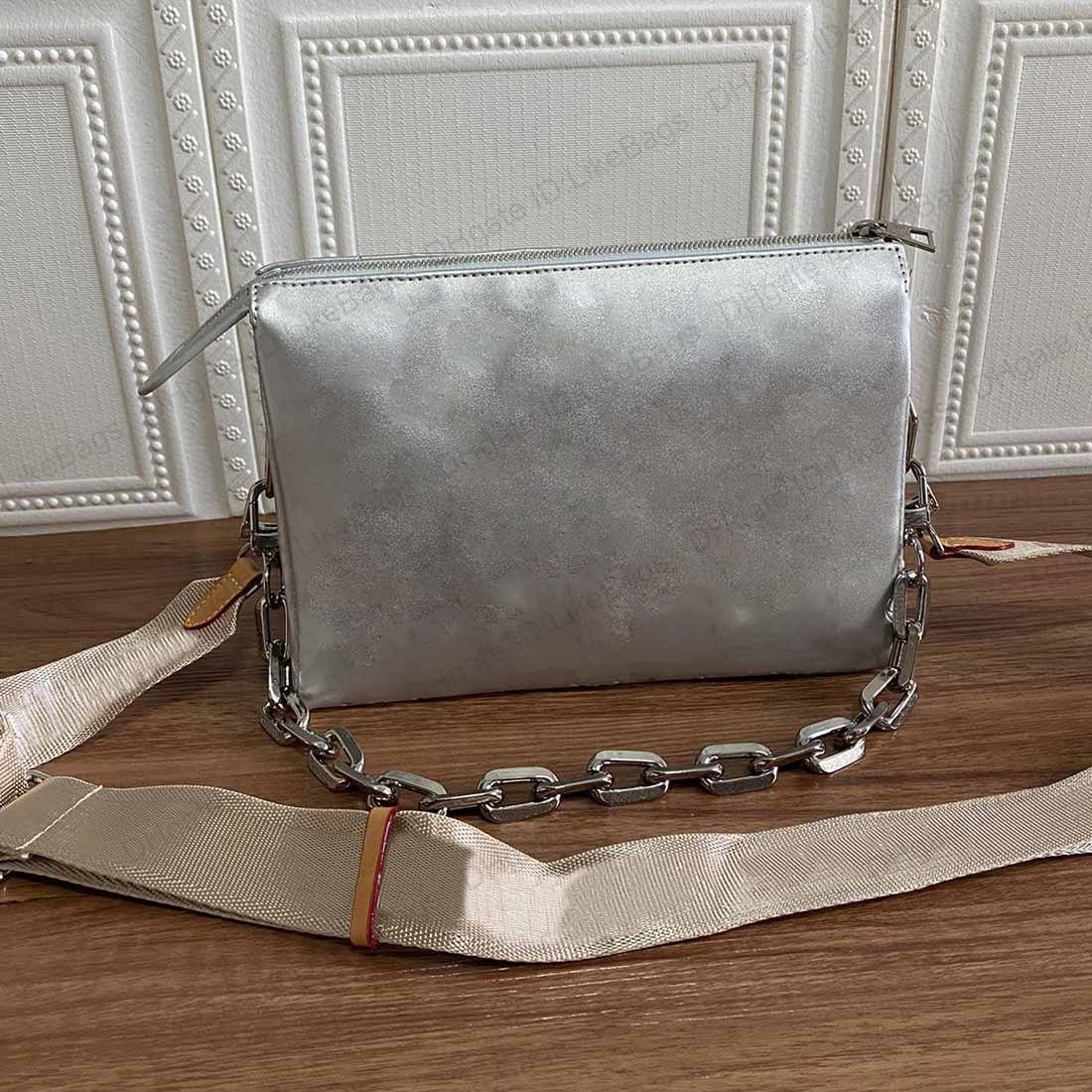 

Designers Luxurys SAC Coussin PM Shoulder bag Spring-Summer 2021 Embossed Puffy Leather Handbag Womens Handle Bags Chain Purse Totes Crossbody M57792 M57913 M57790, White