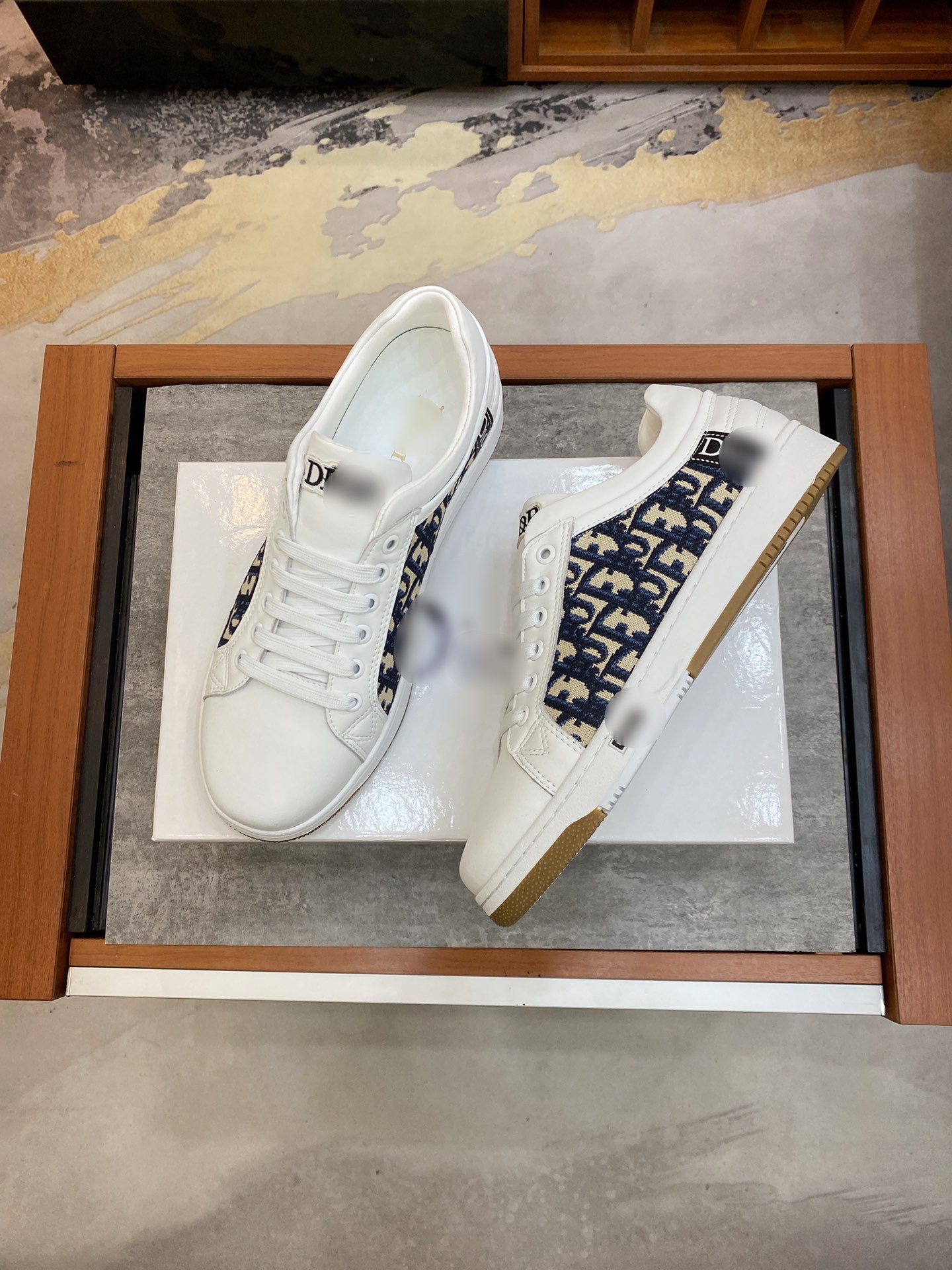 

Latest mens designer shoes navy blue grey letter printed luxury fashion casual canvas men sports sneakers trainers shoe high quality